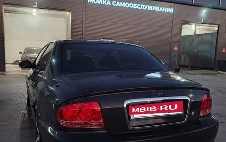 Hyundai Sonata IV рестайлинг, 2006 год, 400 000 рублей, 8 фотография