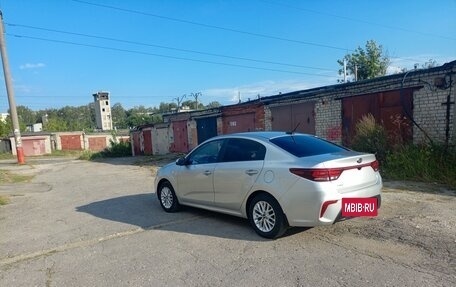 KIA Rio IV, 2019 год, 1 570 000 рублей, 4 фотография