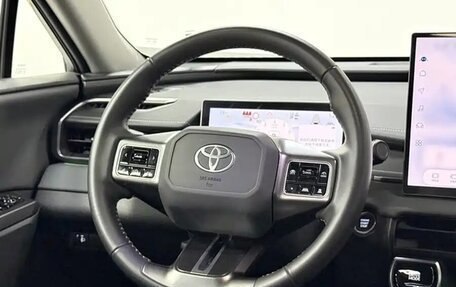 Toyota RAV4, 2026 год, 4 290 817 рублей, 8 фотография