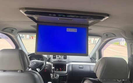 Mercedes-Benz Viano, 2010 год, 1 100 000 рублей, 4 фотография