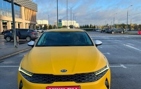 KIA K5, 2021 год, 1 730 000 рублей, 1 фотография