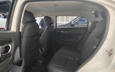Honda Vezel, 2023 год, 1 750 000 рублей, 7 фотография