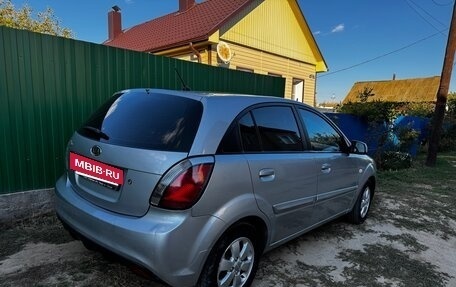 KIA Rio II, 2011 год, 620 000 рублей, 2 фотография
