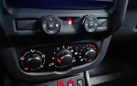 Renault Duster I рестайлинг, 2016 год, 949 000 рублей, 15 фотография