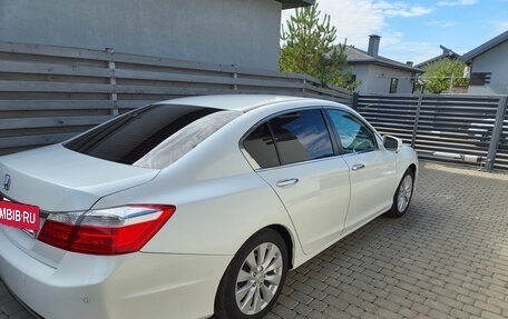 Honda Accord IX рестайлинг, 2013 год, 1 330 000 рублей, 5 фотография