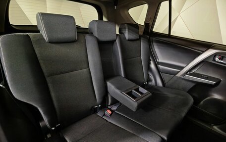 Toyota RAV4, 2018 год, 2 100 000 рублей, 16 фотография