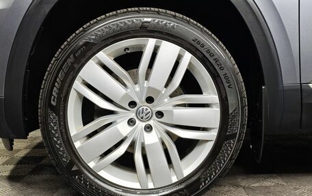 Volkswagen Teramont I, 2018 год, 2 855 000 рублей, 9 фотография