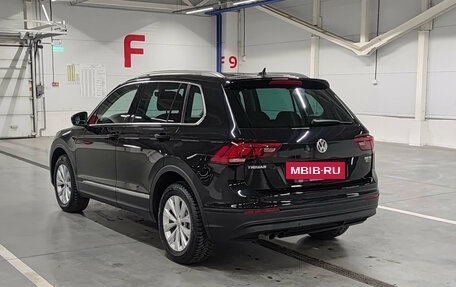 Volkswagen Tiguan II, 2017 год, 2 486 000 рублей, 11 фотография