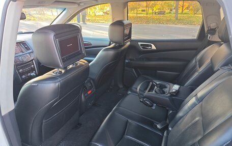 Nissan Pathfinder, 2014 год, 1 350 000 рублей, 10 фотография