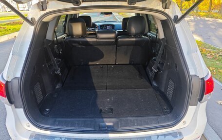 Nissan Pathfinder, 2014 год, 1 350 000 рублей, 13 фотография