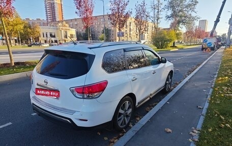 Nissan Pathfinder, 2014 год, 1 350 000 рублей, 3 фотография