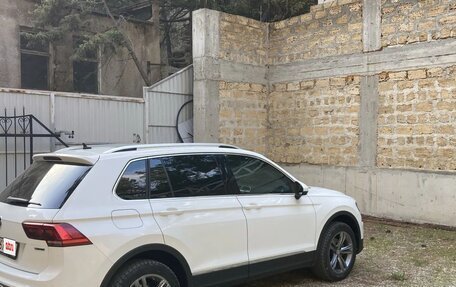Volkswagen Tiguan II, 2019 год, 3 100 000 рублей, 4 фотография