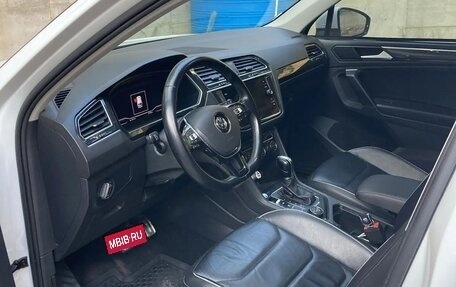 Volkswagen Tiguan II, 2019 год, 3 100 000 рублей, 10 фотография