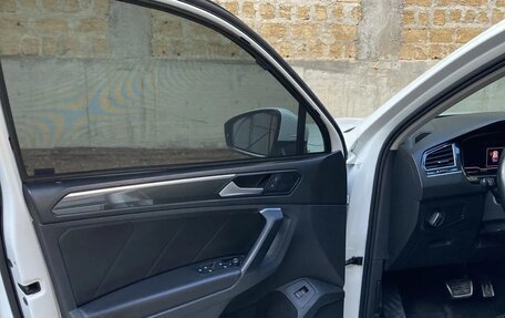 Volkswagen Tiguan II, 2019 год, 3 100 000 рублей, 16 фотография