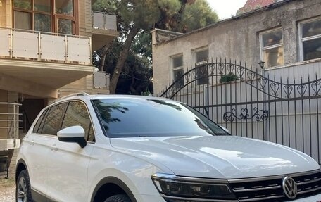 Volkswagen Tiguan II, 2019 год, 3 100 000 рублей, 14 фотография