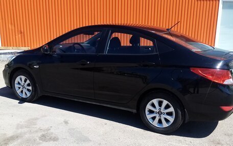 Hyundai Solaris II рестайлинг, 2013 год, 854 000 рублей, 5 фотография