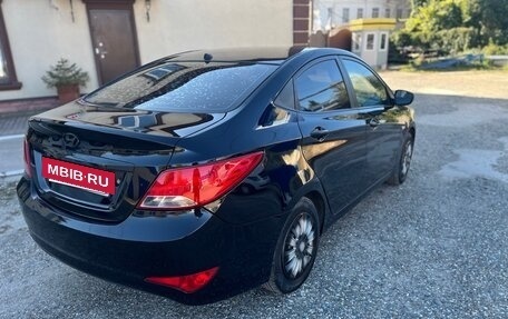 Hyundai Solaris II рестайлинг, 2015 год, 560 000 рублей, 6 фотография