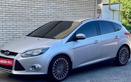 Ford Focus III, 2012 год, 900 000 рублей, 2 фотография