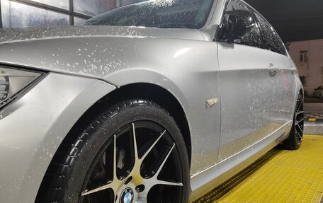 BMW 3 серия, 2009 год, 1 200 000 рублей, 17 фотография