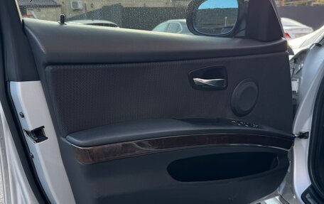 BMW 3 серия, 2009 год, 1 200 000 рублей, 12 фотография