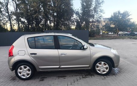 Renault Sandero I, 2010 год, 480 000 рублей, 2 фотография