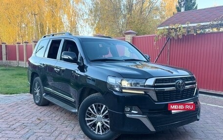 Toyota Land Cruiser 200, 2020 год, 7 200 000 рублей, 5 фотография