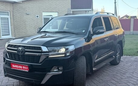 Toyota Land Cruiser 200, 2020 год, 7 200 000 рублей, 1 фотография
