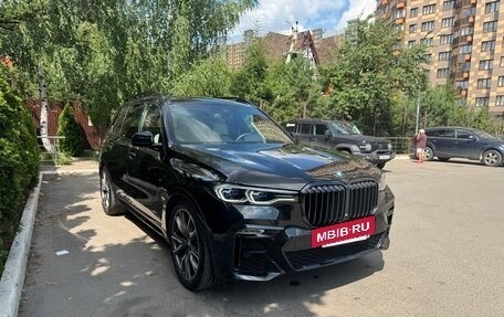 BMW X7, 2020 год, 8 990 000 рублей, 2 фотография