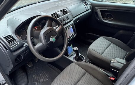 Skoda Fabia II, 2012 год, 750 000 рублей, 6 фотография
