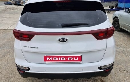 KIA Sportage IV рестайлинг, 2021 год, 1 950 000 рублей, 2 фотография