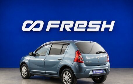 Renault Sandero I, 2013 год, 499 077 рублей, 2 фотография