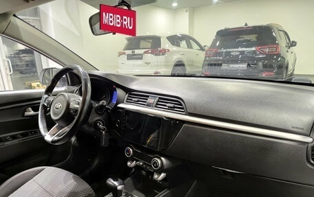 KIA Rio IV, 2018 год, 1 295 000 рублей, 15 фотография