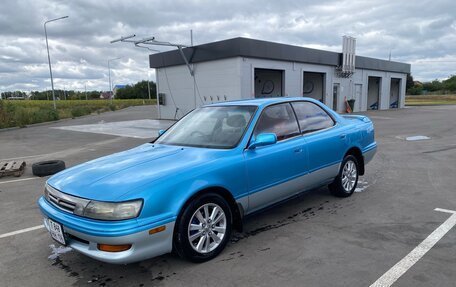 Toyota Vista, 1993 год, 350 000 рублей, 4 фотография