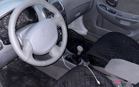 Hyundai Accent II, 2004 год, 375 000 рублей, 18 фотография