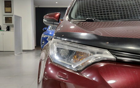 Toyota RAV4, 2017 год, 1 890 000 рублей, 21 фотография