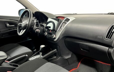 KIA cee'd I рестайлинг, 2011 год, 710 000 рублей, 12 фотография