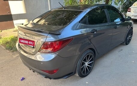 Hyundai Solaris II рестайлинг, 2015 год, 980 000 рублей, 8 фотография