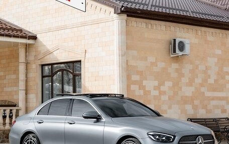 Mercedes-Benz E-Класс, 2021 год, 6 350 000 рублей, 2 фотография