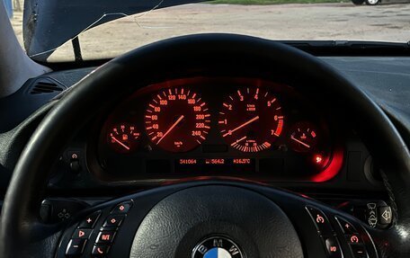 BMW 5 серия, 2001 год, 850 000 рублей, 11 фотография