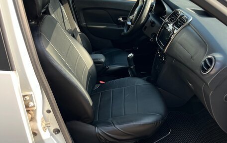 Renault Logan II, 2019 год, 585 000 рублей, 11 фотография