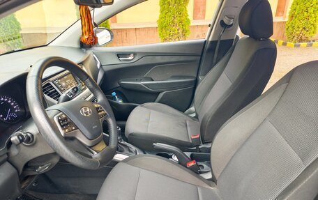 Hyundai Solaris II рестайлинг, 2019 год, 1 290 000 рублей, 6 фотография