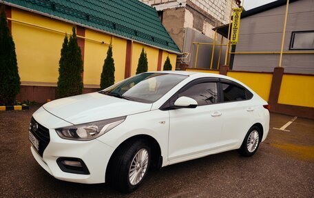 Hyundai Solaris II рестайлинг, 2019 год, 1 290 000 рублей, 2 фотография