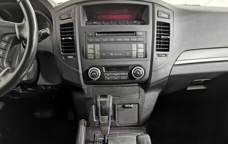 Mitsubishi Pajero IV, 2011 год, 1 685 000 рублей, 14 фотография