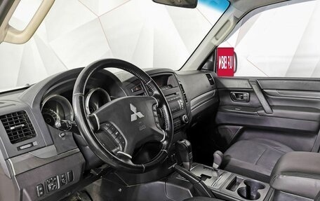 Mitsubishi Pajero IV, 2011 год, 1 685 000 рублей, 18 фотография