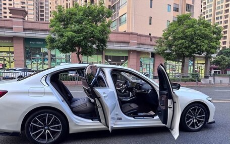 BMW 3 серия, 2023 год, 2 450 000 рублей, 29 фотография