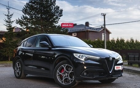Alfa Romeo Stelvio, 2018 год, 3 600 000 рублей, 3 фотография