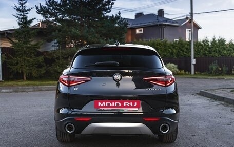 Alfa Romeo Stelvio, 2018 год, 3 600 000 рублей, 6 фотография