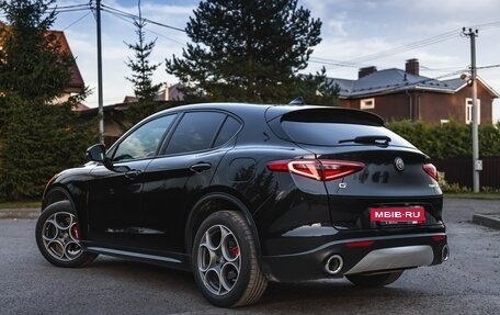 Alfa Romeo Stelvio, 2018 год, 3 600 000 рублей, 7 фотография