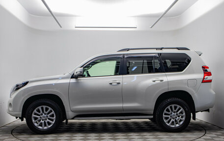 Toyota Land Cruiser Prado 150 рестайлинг 2, 2016 год, 4 780 000 рублей, 8 фотография