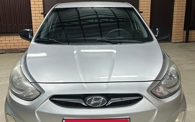 Hyundai Solaris II рестайлинг, 2013 год, 1 000 000 рублей, 1 фотография
